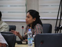 Makan Siang Gratis di NTT, Senator Stevi Harman Dorong Pelayanan Tepat Sasaran