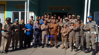 Bupati Sikka Gelar Rapat Kerja dengan Satpol PP dan Damkar, Bahas Penertiban Pasar dan TPI Maumere