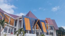 Sebulan pasca Pemeriksaan oleh Tim Ahli dari ITS, Dugaan Kerugian Pembangunan Gedung DPDR alor belum ada Hasil.