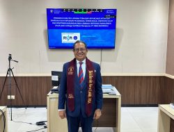 Karolus Lando Raih Gelar Doktor Dalam Bidang Ilmu Manajemen 