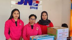 Bhayangkari Ranting Nangaroro Salurkan Bantuan untuk Korban Bencana Sumatera