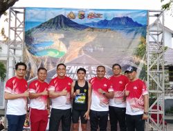 Senator AWK Ikuti RUN 5K Meriahkan Hari Bhayangkara ke-80 di Ende