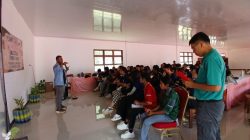 Anggota DPRD Ende Nando Watu Beri Kuliah Pariwisata Berbasis Masyarakat kepada Mahasiswa NUS Singapura